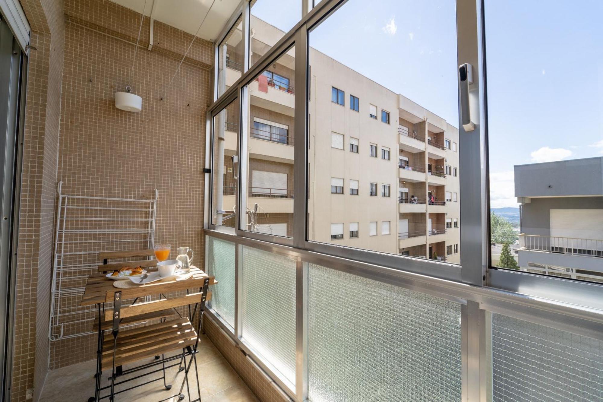 Alvares Araujo - Apartamento Familiar Perto Da Estacao De Comboios Braga Exterior foto